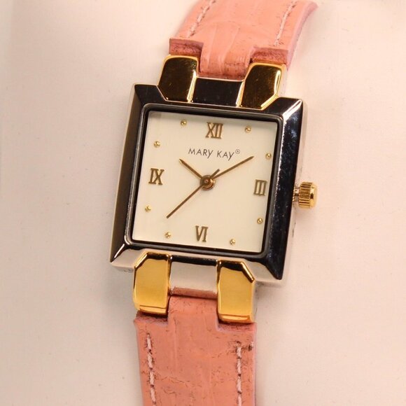 Women's Watch Silver Tone With Pink Strap Quartz Analog Watch NWOT - Picture 8 of 15